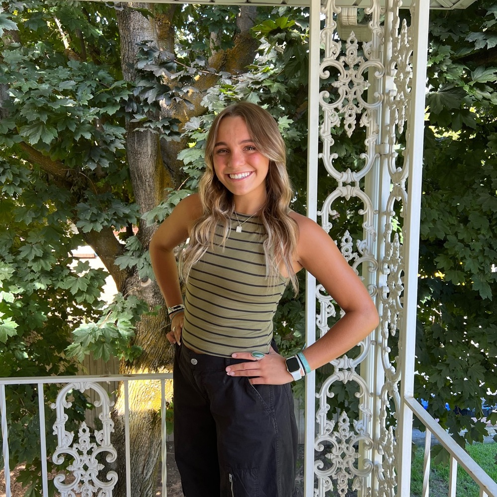 Meet your Posher, Nicole